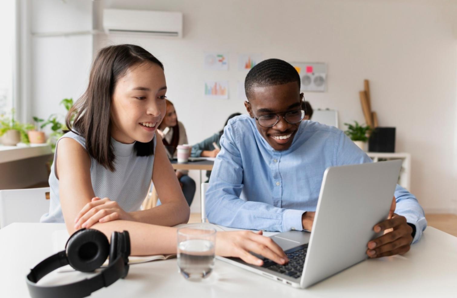 curavexolpin Dashboard auf verschiedenen Geräten